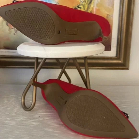 Red suede Alfani heels with rhinestones size 6.5 - Picture 3 of 4